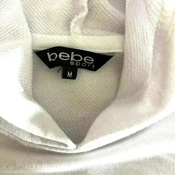 NWT Bebe White Logo Studded Long Sleeve Kangaroo Pocket Cropped Hoodie Size M - Picture 12 of 15